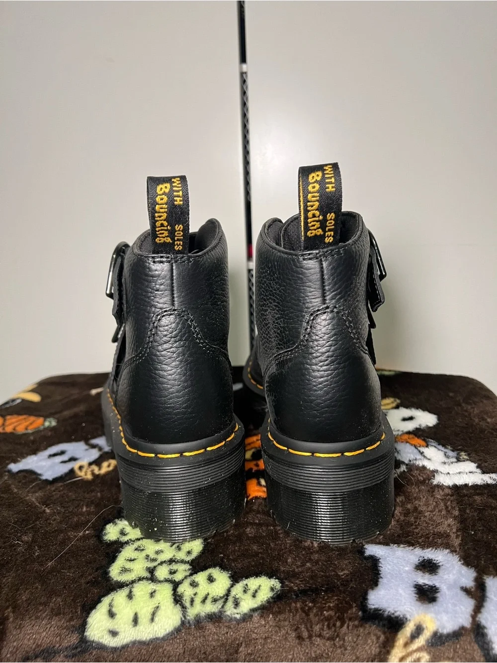 Dr. Martens Devon Heart platform boots